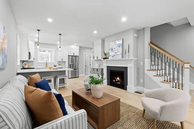 $1,149,900 | 11-9 Washington Street, Unit NINE, Ipswich, MA 01938