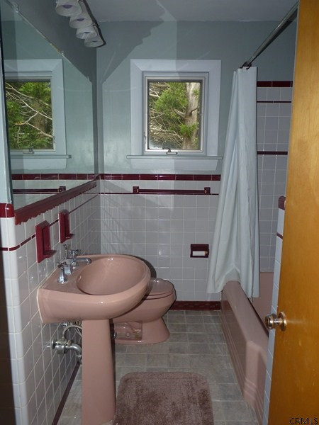 19 Wing Road Rexford, NY 12148 - Photo 13 of 20 Photo 13