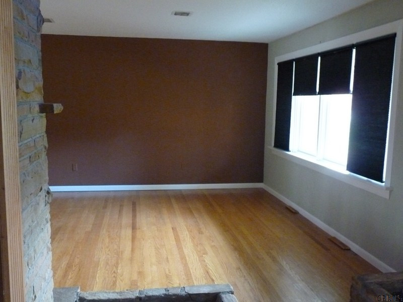 19 Wing Road Rexford, NY 12148 - Photo 7 of 20 Photo 7