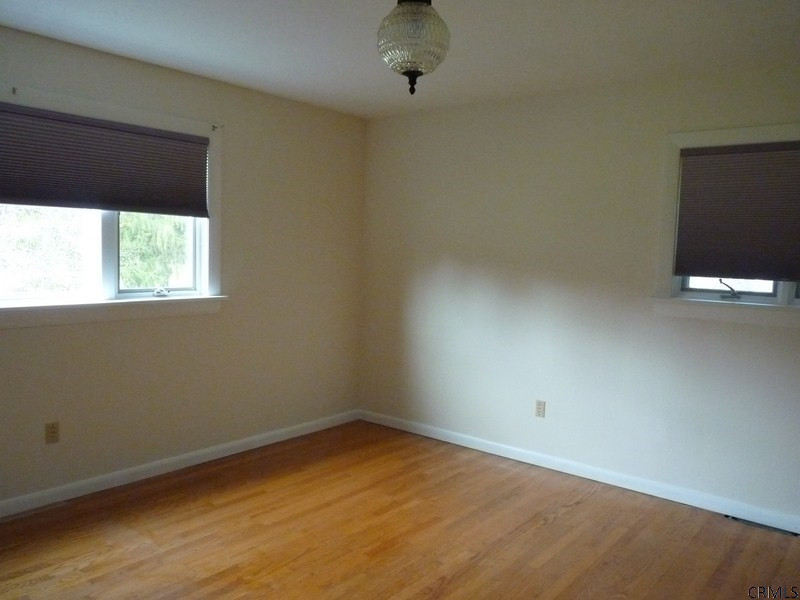 19 Wing Road Rexford, NY 12148 - Photo 8 of 20 Photo 8