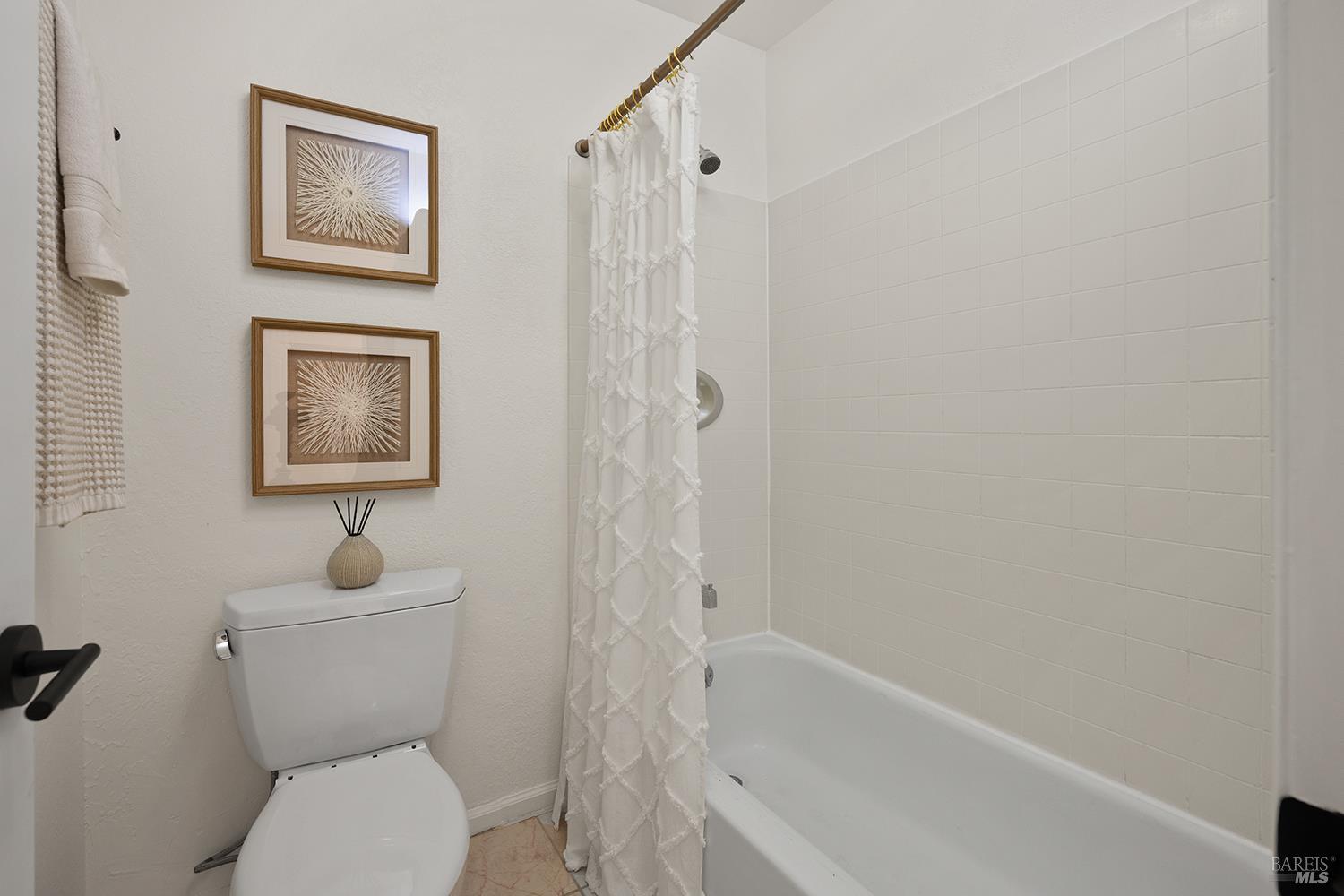 1470 High School Road Sebastopol, CA 95472 - Photo 33 of 54 Gallery Image 33