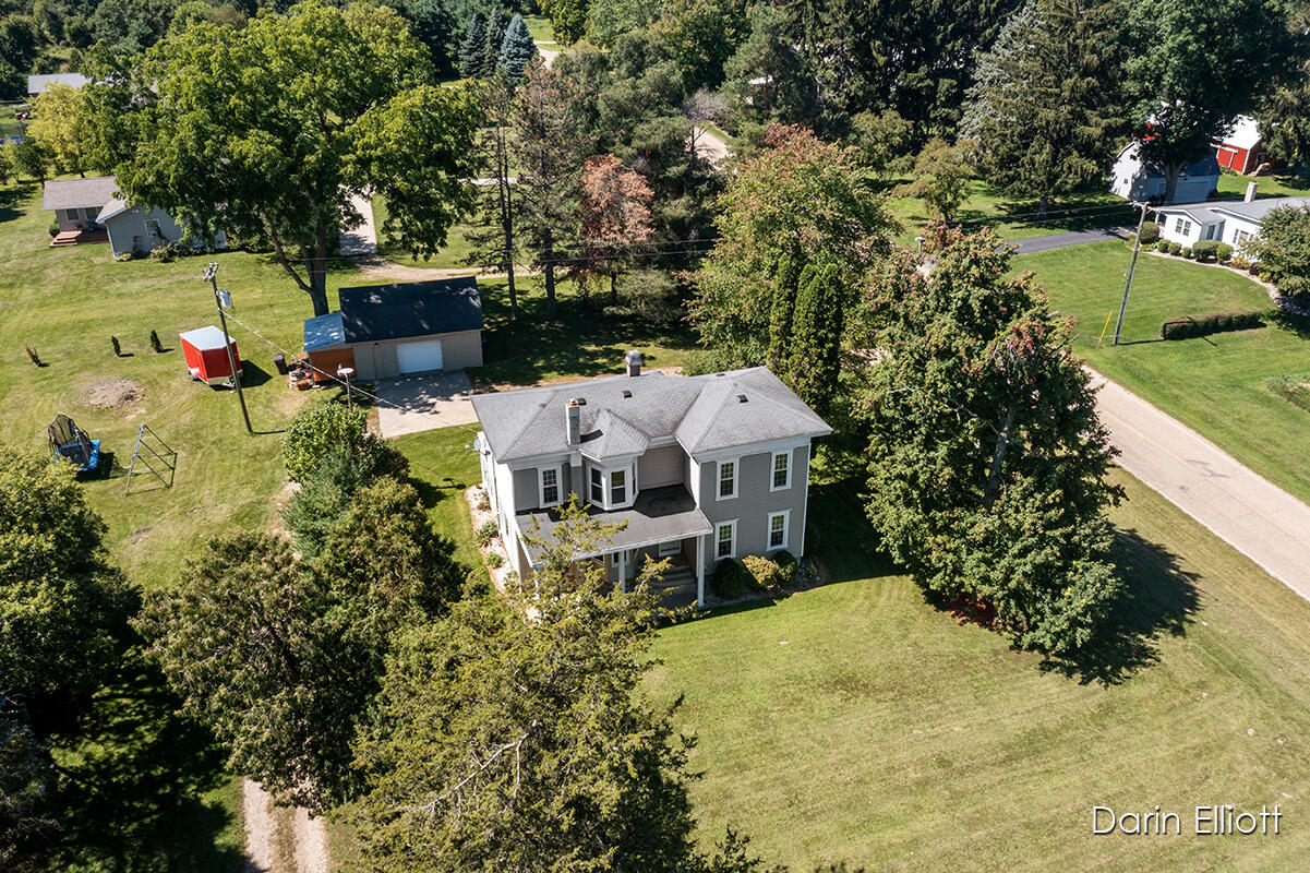 2483 Marquette Road Ionia, MI 48846 - Photo 4 of 47 IMG_1036