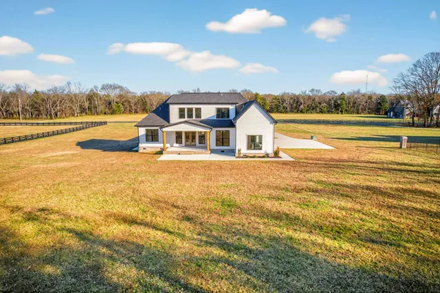 $1,150,000 | 6477 Simmons Acres Lane, Lascassas, TN 37085