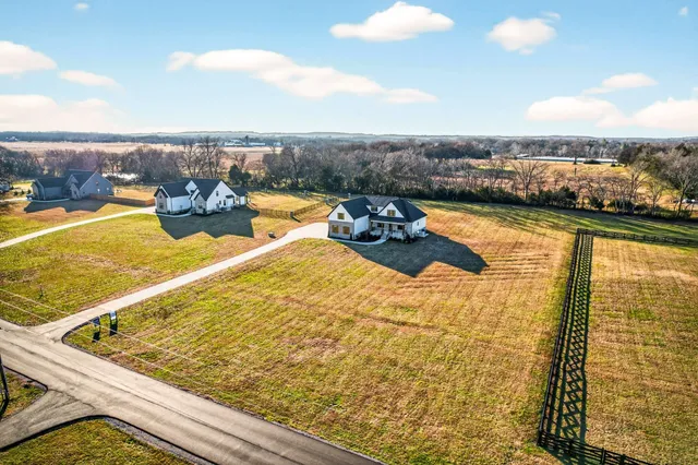 $1,150,000 | 6477 Simmons Acres Lane, Lascassas, TN 37085