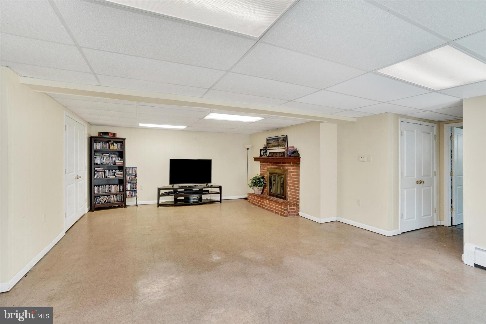1616 Niles Road York, PA 17403 - Photo 13 of 31