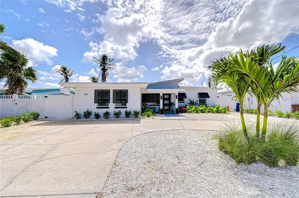 $1,250,000 | 728 Pruitt Drive, Madeira Beach, FL 33708