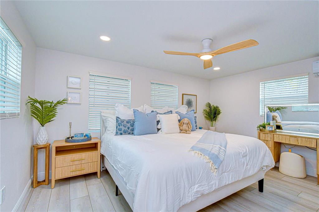 728 Pruitt Drive Madeira Beach, FL 33708 - Photo 21 of 36