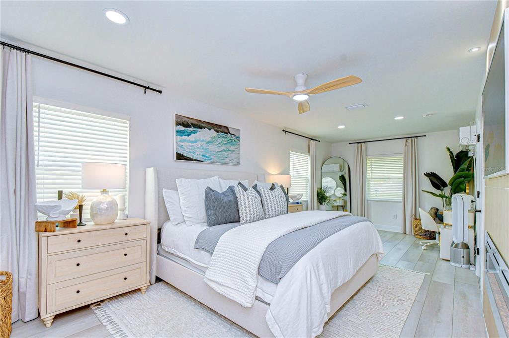 728 Pruitt Drive Madeira Beach, FL 33708 - Photo 24 of 36