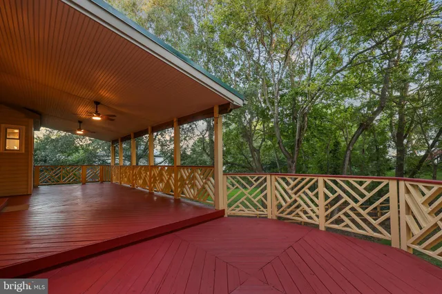 $1,025,000 | 15313 Surrey House Way, Centreville, VA 20120