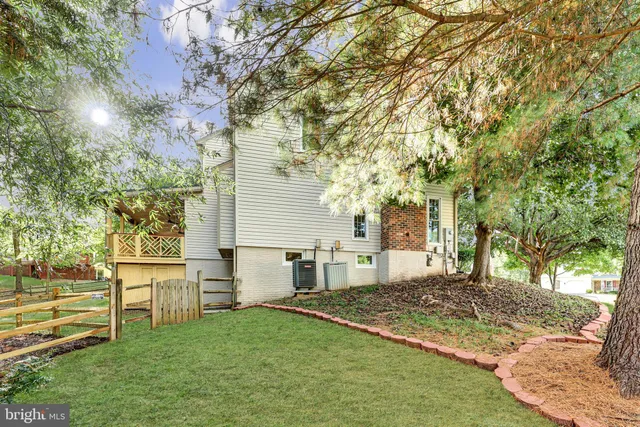 $1,025,000 | 15313 Surrey House Way, Centreville, VA 20120