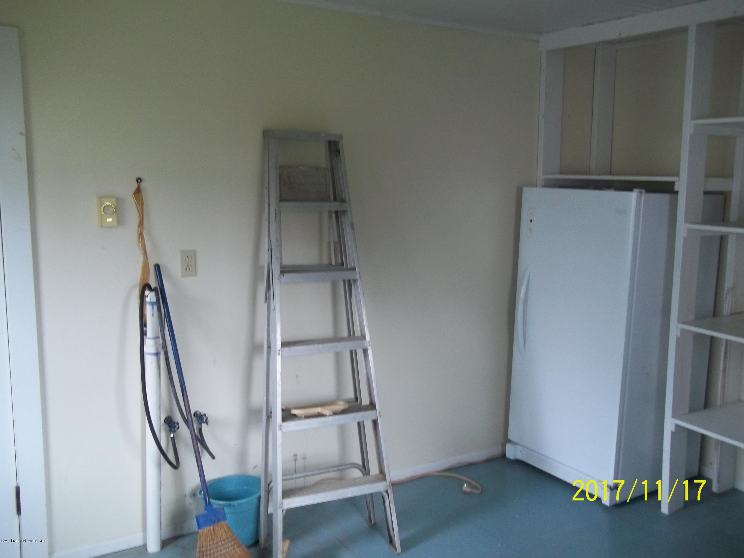 25 Lakeview Road Susquehanna, PA 18847 - Photo 11 of 31 Gallery Image 11