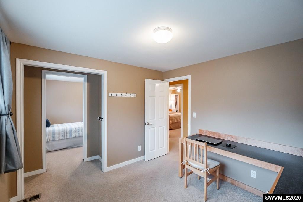 3308 South View Drive Albany, OR 97321 - Photo 19 of 42