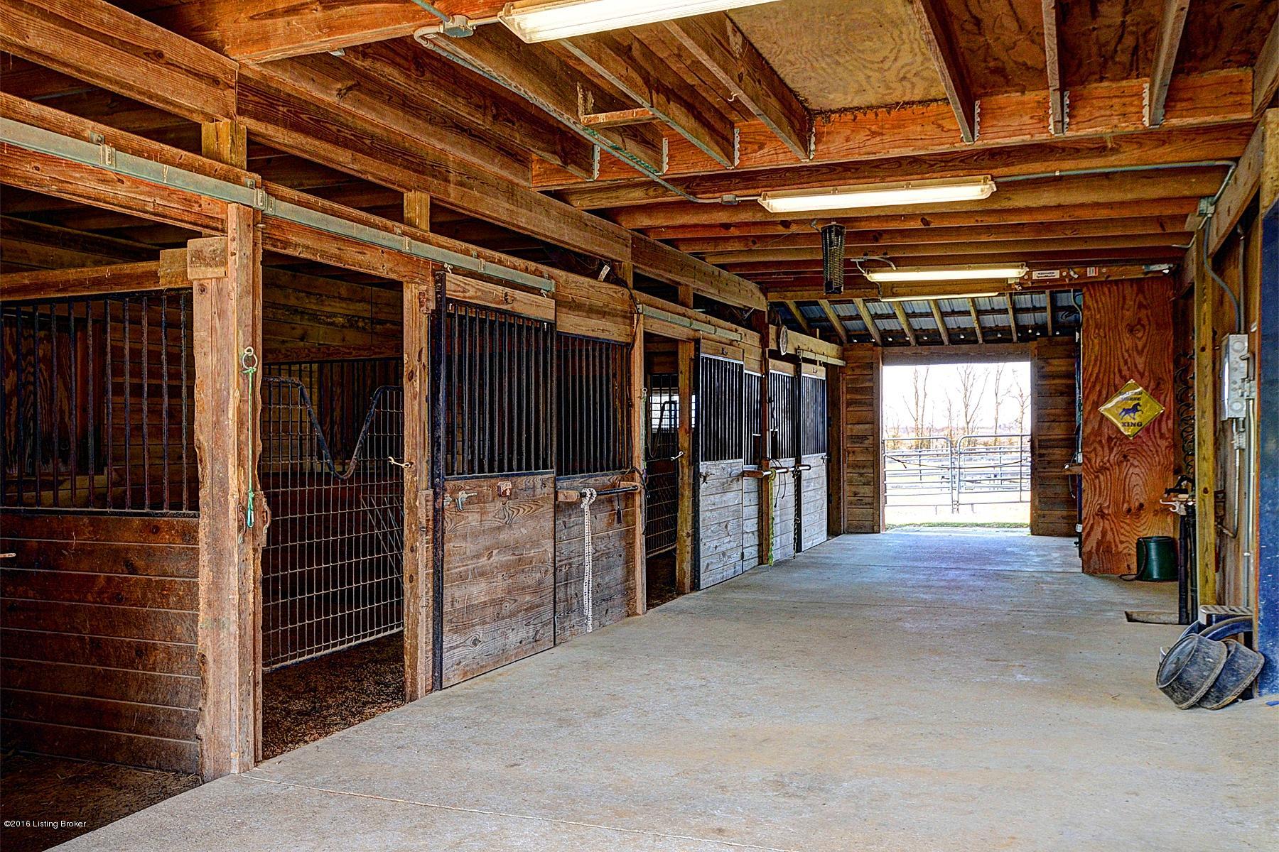 1633 McCoun Road Smithfield, KY 40068 - Photo 7 of 53 INSIDE BARN