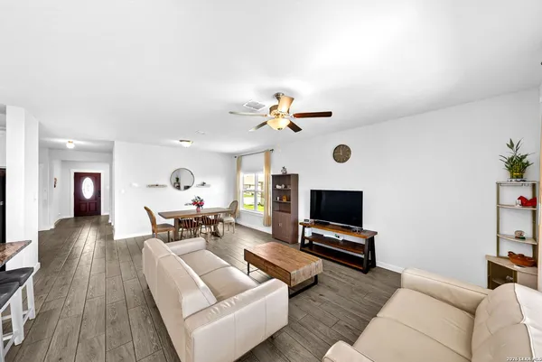 $2,495 | 3632 Wet Cloud Drive, New Braunfels, TX 78130