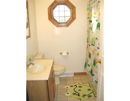 102 Leslie Road Monroeville, PA 15146 - Photo 12 of 18 Full Bath. Second full bath located on upper level.