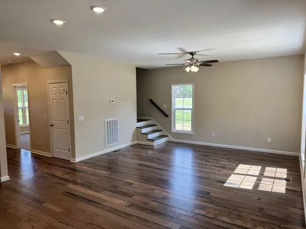 $309,900 | 224 Redbird Lane, Lafayette, TN 37083