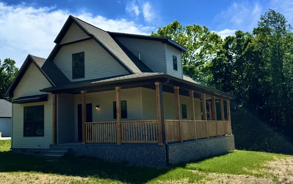 $309,900 | 224 Redbird Lane, Lafayette, TN 37083