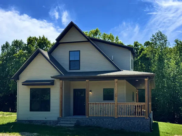 $309,900 | 224 Redbird Lane, Lafayette, TN 37083