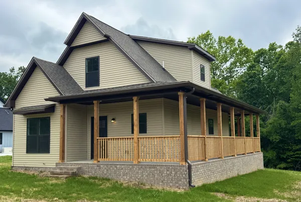 $309,900 | 224 Redbird Lane, Lafayette, TN 37083