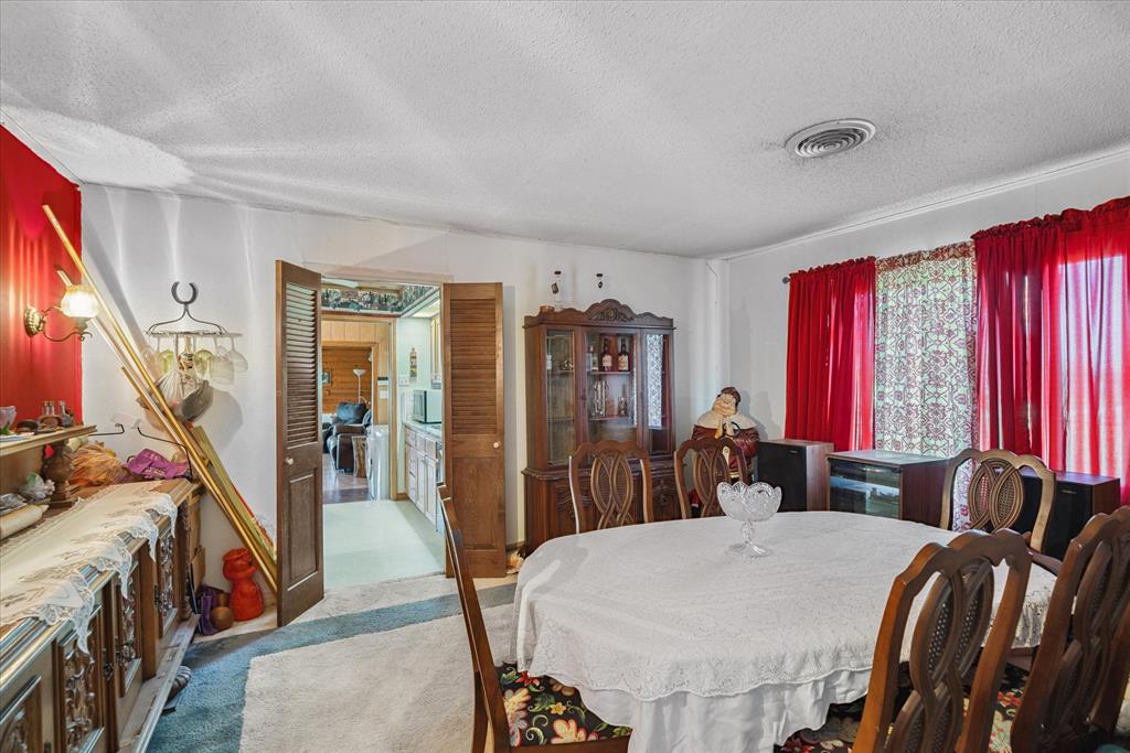 15374 Fm 2728 Terrell, TX 75161 - Photo 18 of 39 a view of a livingroom with furniture and window