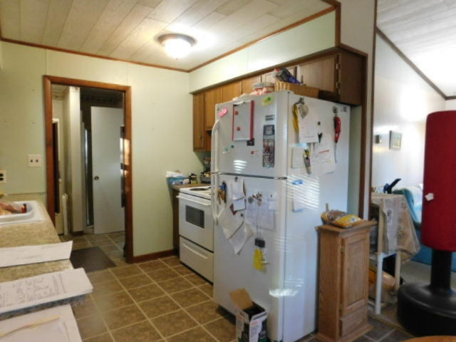 537 East Southern Road Coldwater, MI 49036 - Photo 4 of 27 DSCN1313