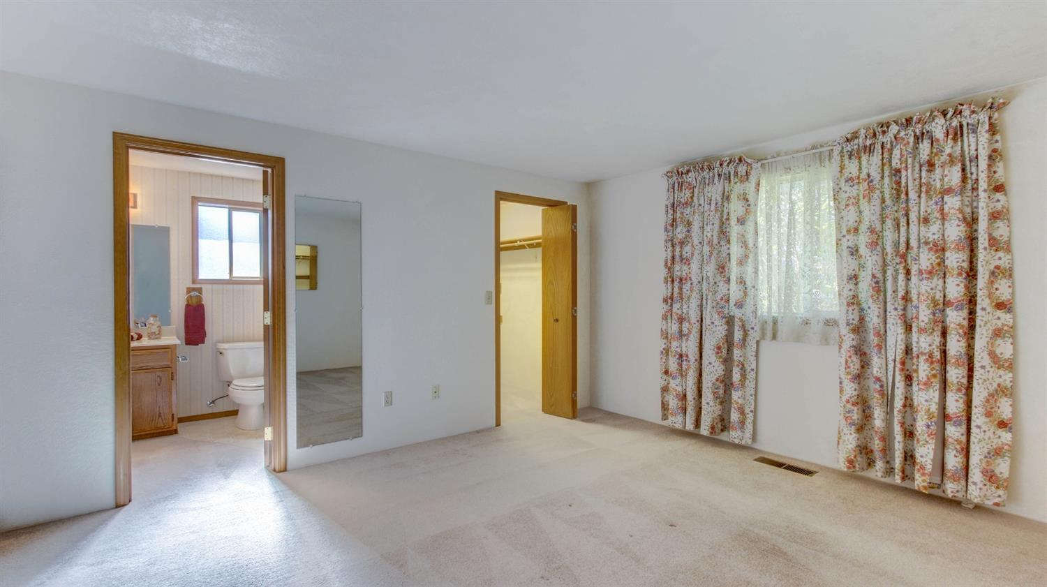 2140 Spring Street Medford, OR 97504 - Photo 16 of 31 Additional Photo
