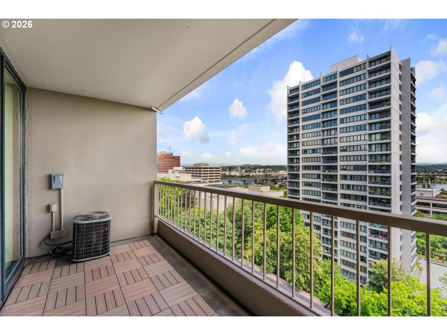 255 Southwest Harrison Street, Unit 11H Portland, OR 97201 - Photo 21 of 31 Gallery Image 21