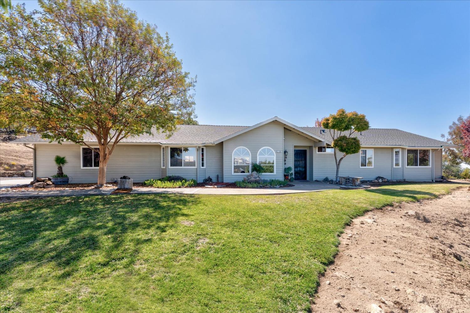 31508 Quartz Mountain Road Coarsegold, CA 93614 - Photo 2 of 52 Gallery Image 2