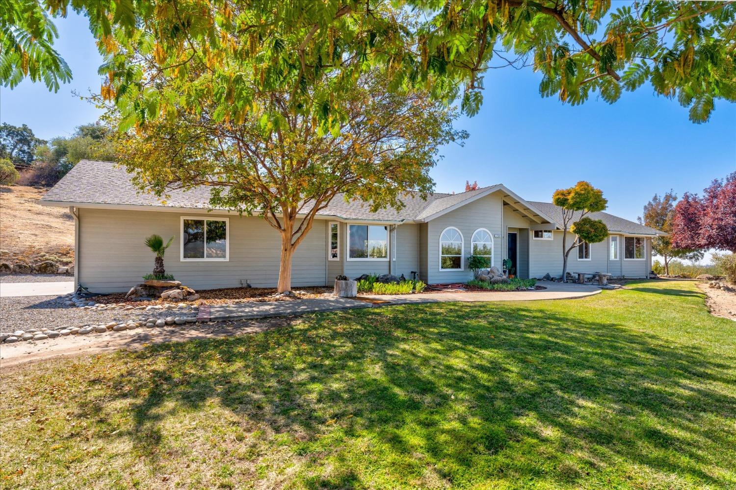 31508 Quartz Mountain Road Coarsegold, CA 93614 - Photo 3 of 52 Gallery Image 3