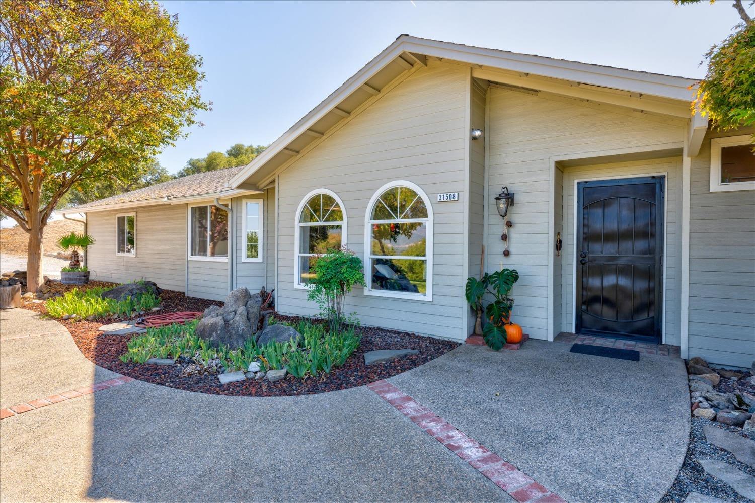 31508 Quartz Mountain Road Coarsegold, CA 93614 - Photo 6 of 52 Gallery Image 6