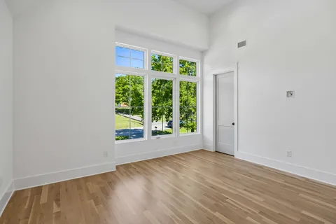 $1,450,000 | 832 B Neartop Drive, Nashville, TN 37205