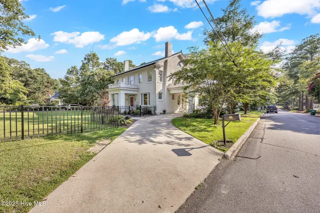 $624,900 | 1527 Nash Street North, Wilson, NC 27893