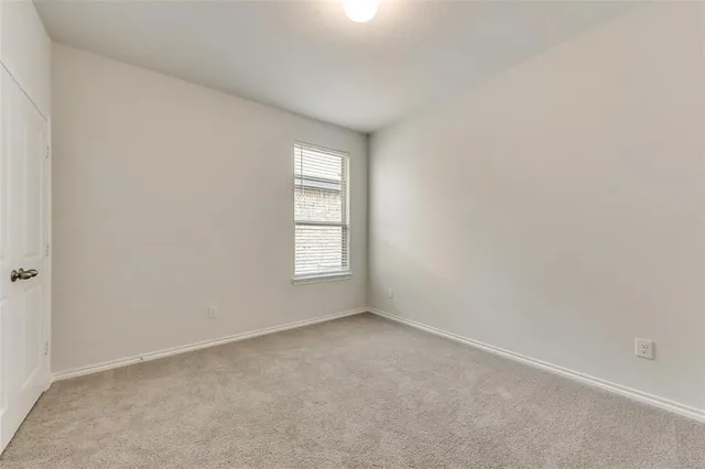 $2,150 | 1033 King Street, Aubrey, TX 76227