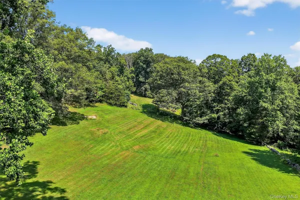 $5,500,000 | 433 Arcady Road, Ossining, NY 10562