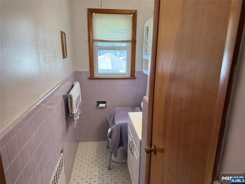301 Valley Road Clifton, NJ 07013 - Photo 12 of 27