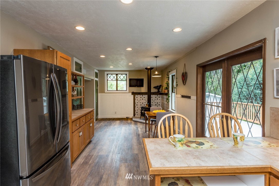 8902 Southwest Van Olinda Road Vashon, WA 98070 - Photo 13 of 25 Gallery Image 13