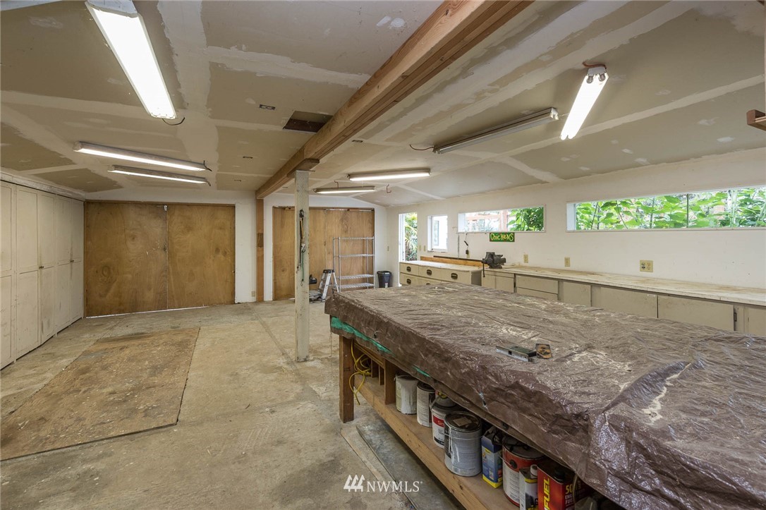 8902 Southwest Van Olinda Road Vashon, WA 98070 - Photo 24 of 25 Gallery Image 24