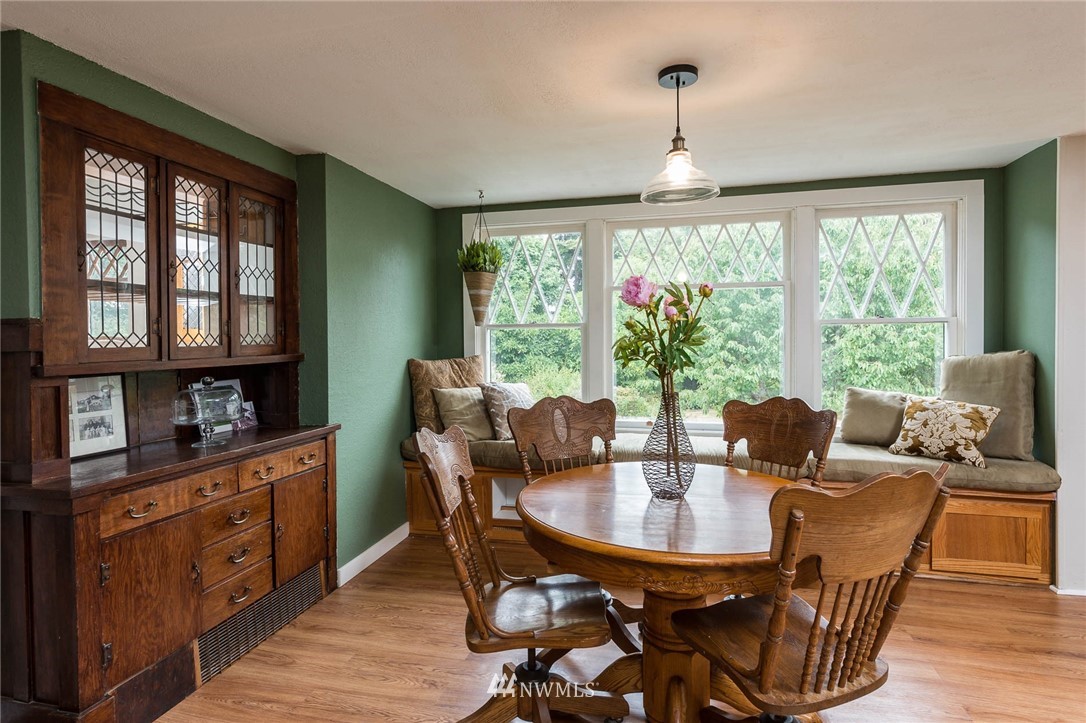 8902 Southwest Van Olinda Road Vashon, WA 98070 - Photo 10 of 25 Gallery Image 10