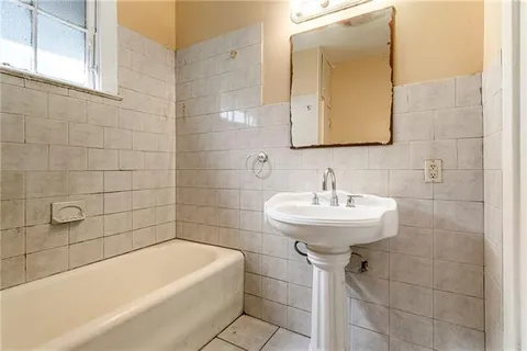 $129,000 | 8217-19 Apple Street, New Orleans, LA 70118