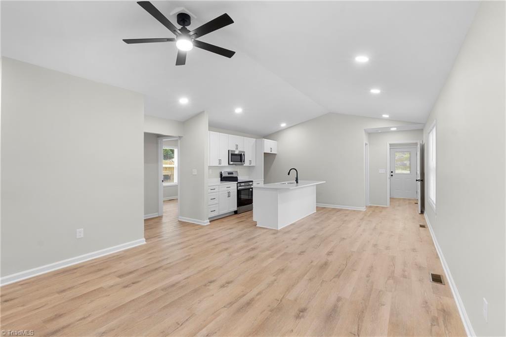156 Old Fisher Ferry Road Thomasville, NC 27360 - Photo 6 of 20