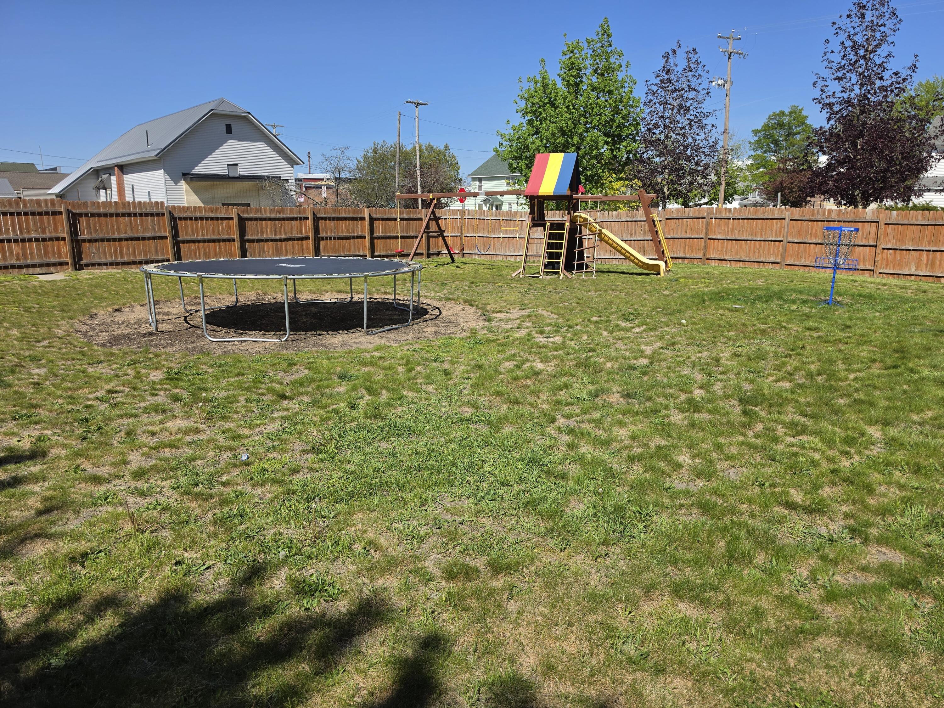 213 South Higbee Street Reed City, MI 49677 - Photo 8 of 27 20260516_160552
