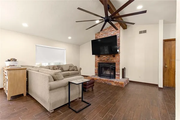 $315,000 | 5070 Northeast 4th Street, Ocala, FL 34470