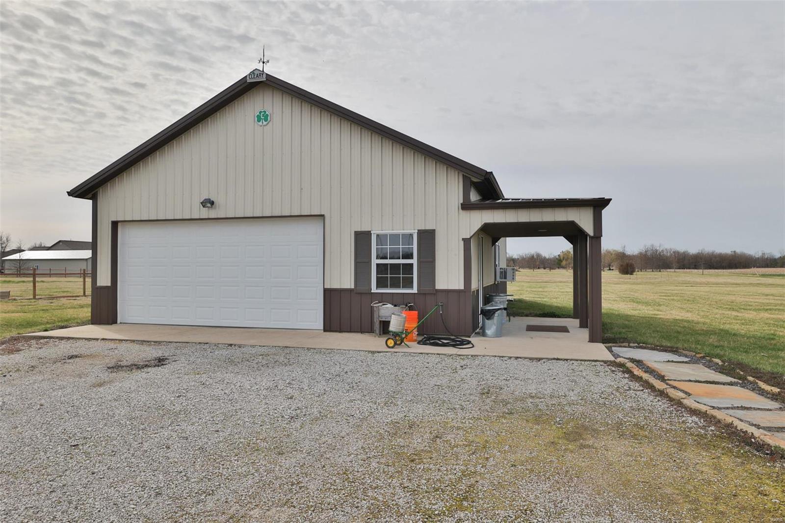 7688 Grove Road Edwardsville, IL 62025 - Photo 2 of 90