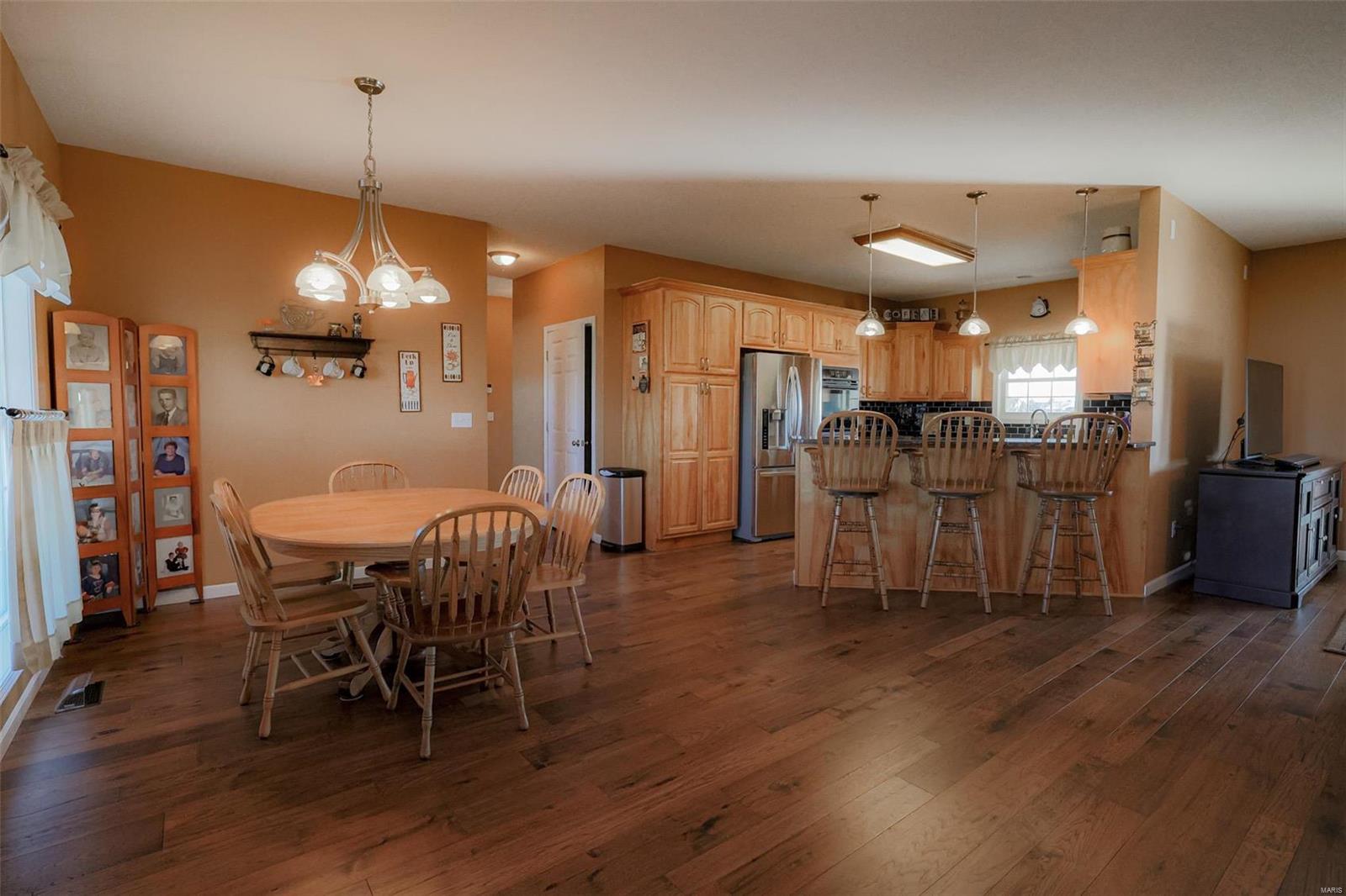 7688 Grove Road Edwardsville, IL 62025 - Photo 4 of 90