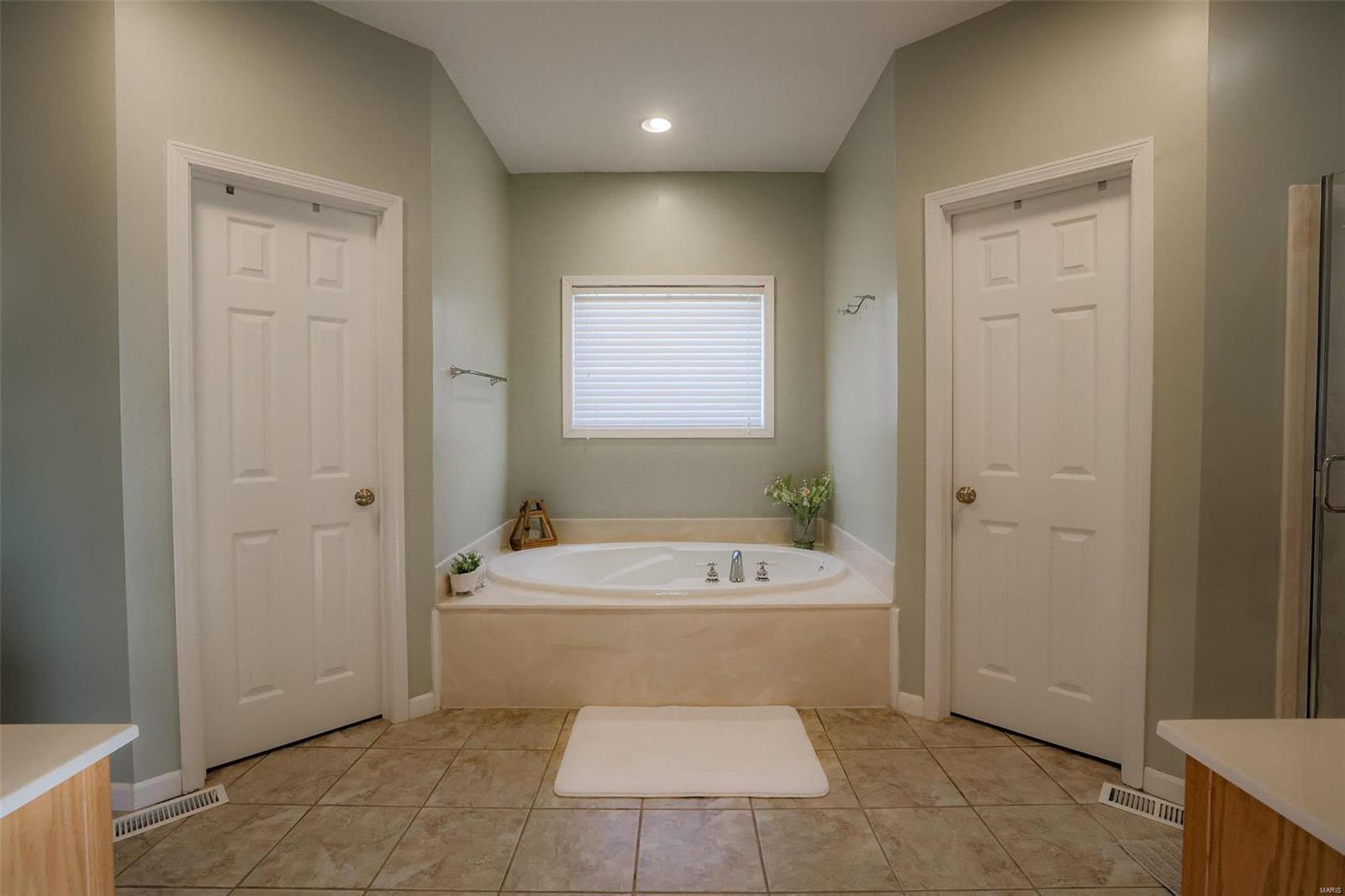 7688 Grove Road Edwardsville, IL 62025 - Photo 42 of 90