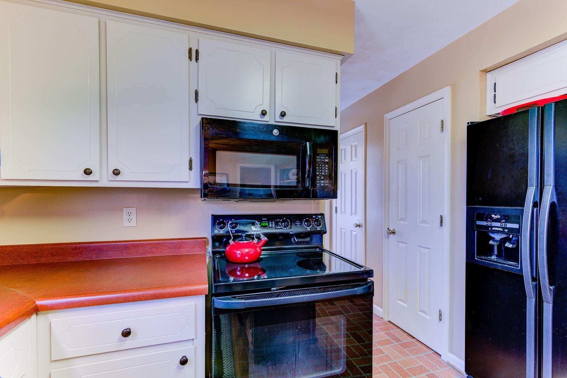 7119 Cedar Crest Road Roanoke, VA 24019 - Photo 17 of 51 017-335317-26-7119 Cedar Crest Rd-10-2_8