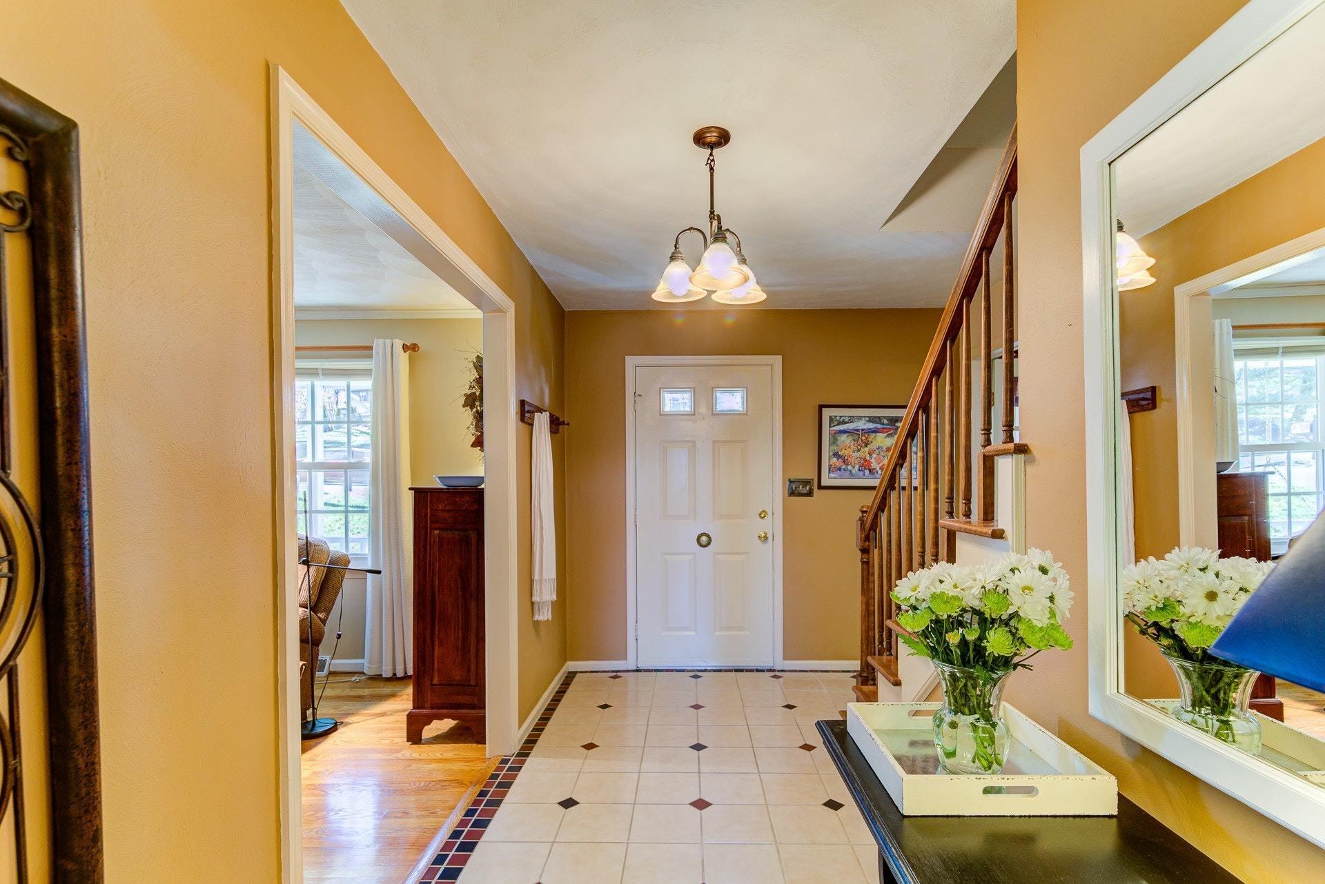 7119 Cedar Crest Road Roanoke, VA 24019 - Photo 6 of 51 006-335317-15-7119 Cedar Crest Rd-5-2_84