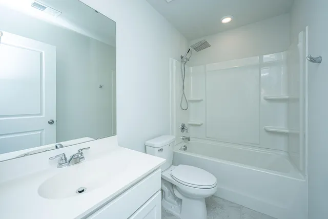 $375,000 | 186 Daniels Creek Circle, Goose Creek, SC 29445