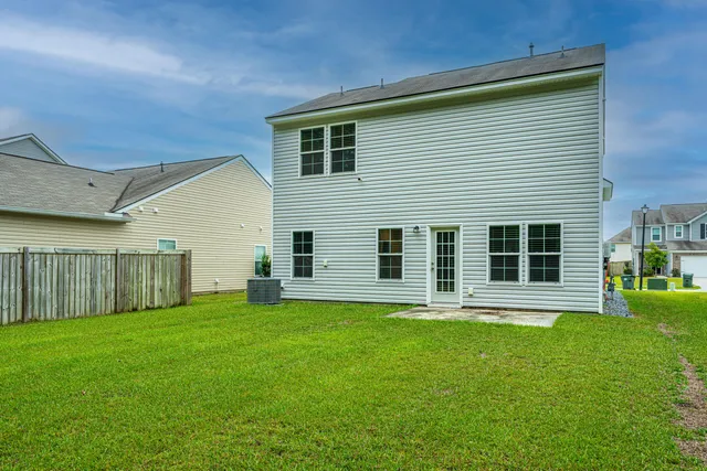 $375,000 | 186 Daniels Creek Circle, Goose Creek, SC 29445