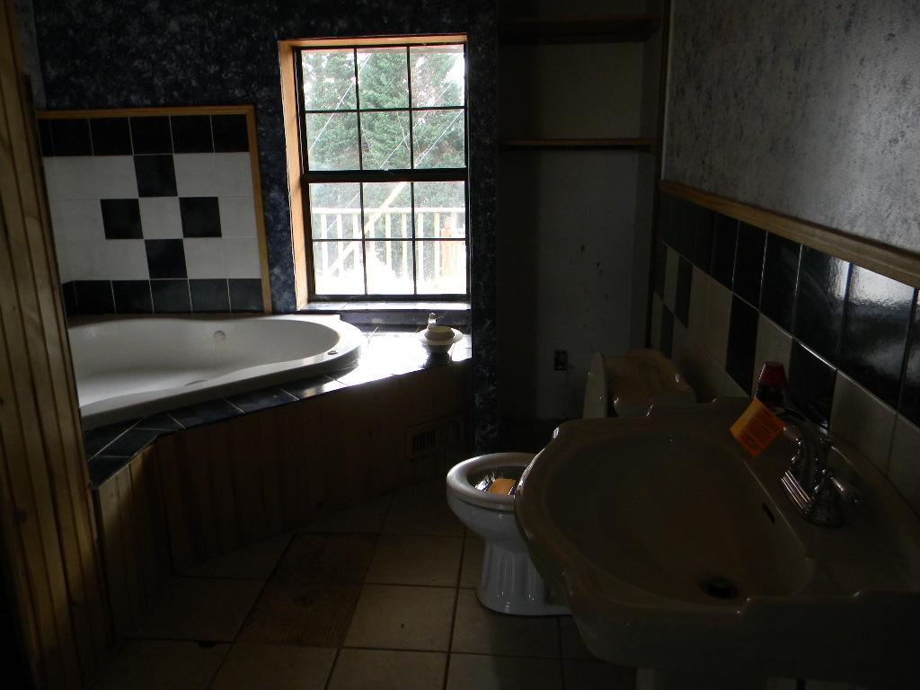 3832 Big Springs Ridge Road Friendsville, TN 37737 - Photo 7 of 13 Big Springs Interiors 002